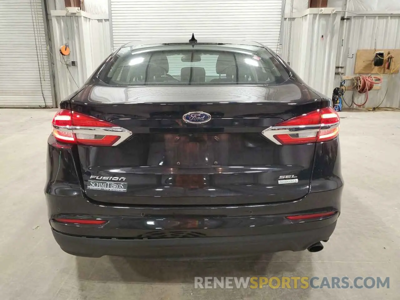 6 Photograph of a damaged car 3FA6P0CDXKR102578 FORD FUSION 2019