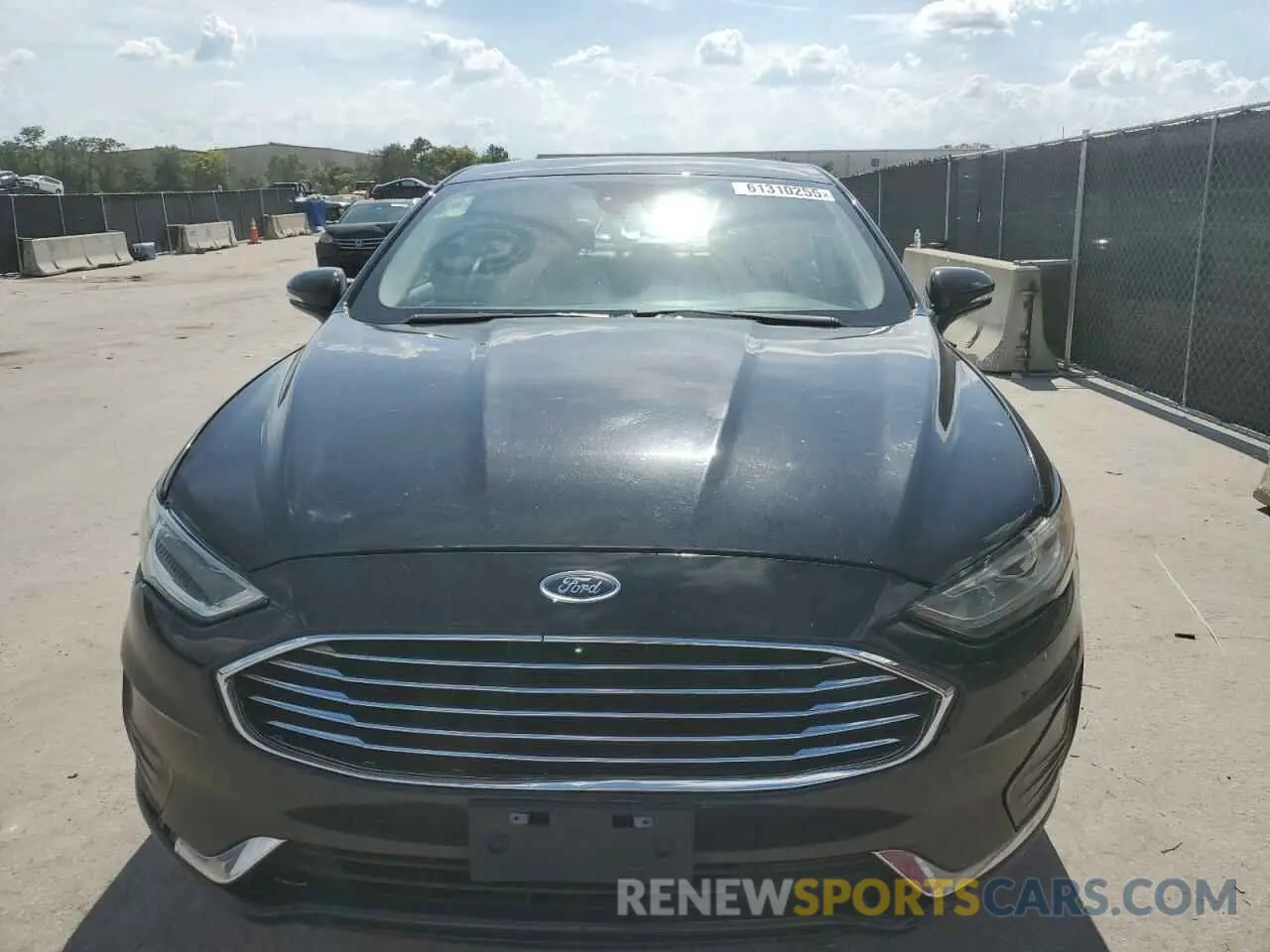 5 Photograph of a damaged car 3FA6P0CDXKR110552 FORD FUSION 2019