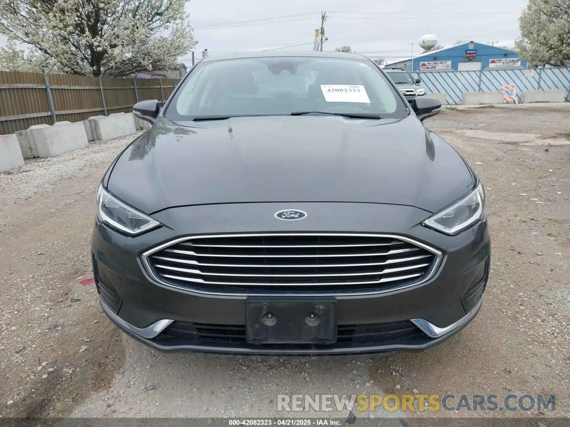 12 Photograph of a damaged car 3FA6P0CDXKR129411 FORD FUSION 2019