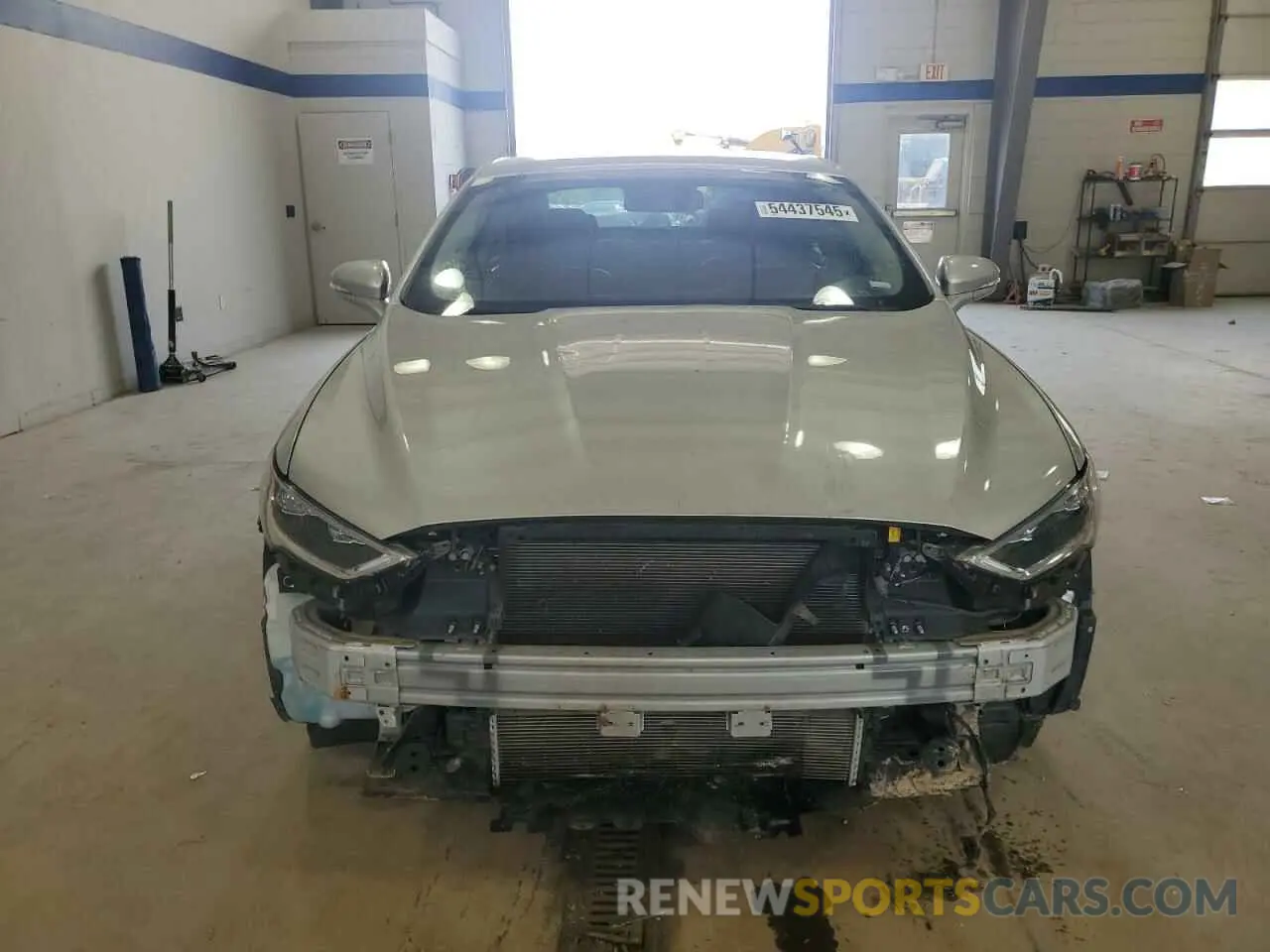 5 Photograph of a damaged car 3FA6P0CDXKR145270 FORD FUSION 2019