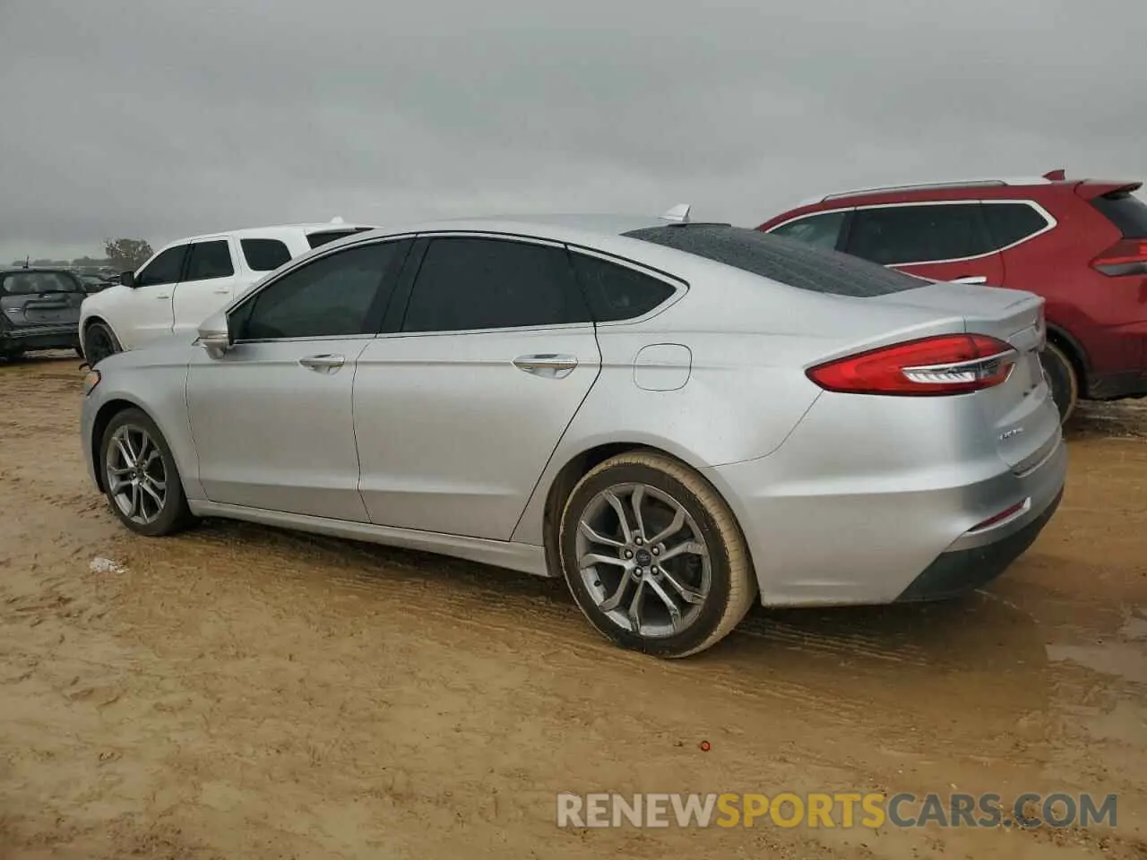2 Photograph of a damaged car 3FA6P0CDXKR237852 FORD FUSION 2019