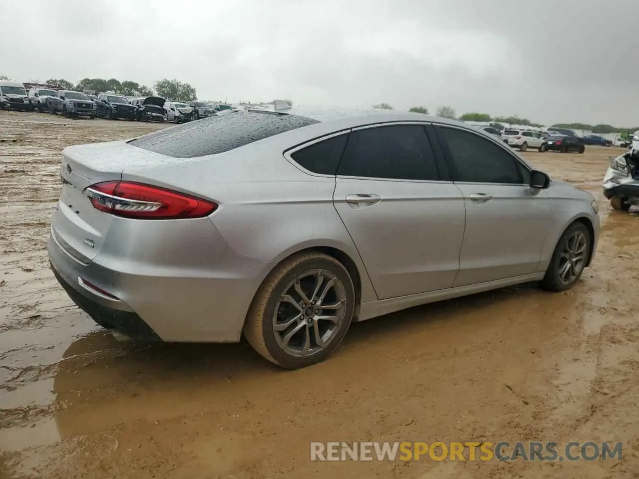 3 Photograph of a damaged car 3FA6P0CDXKR237852 FORD FUSION 2019