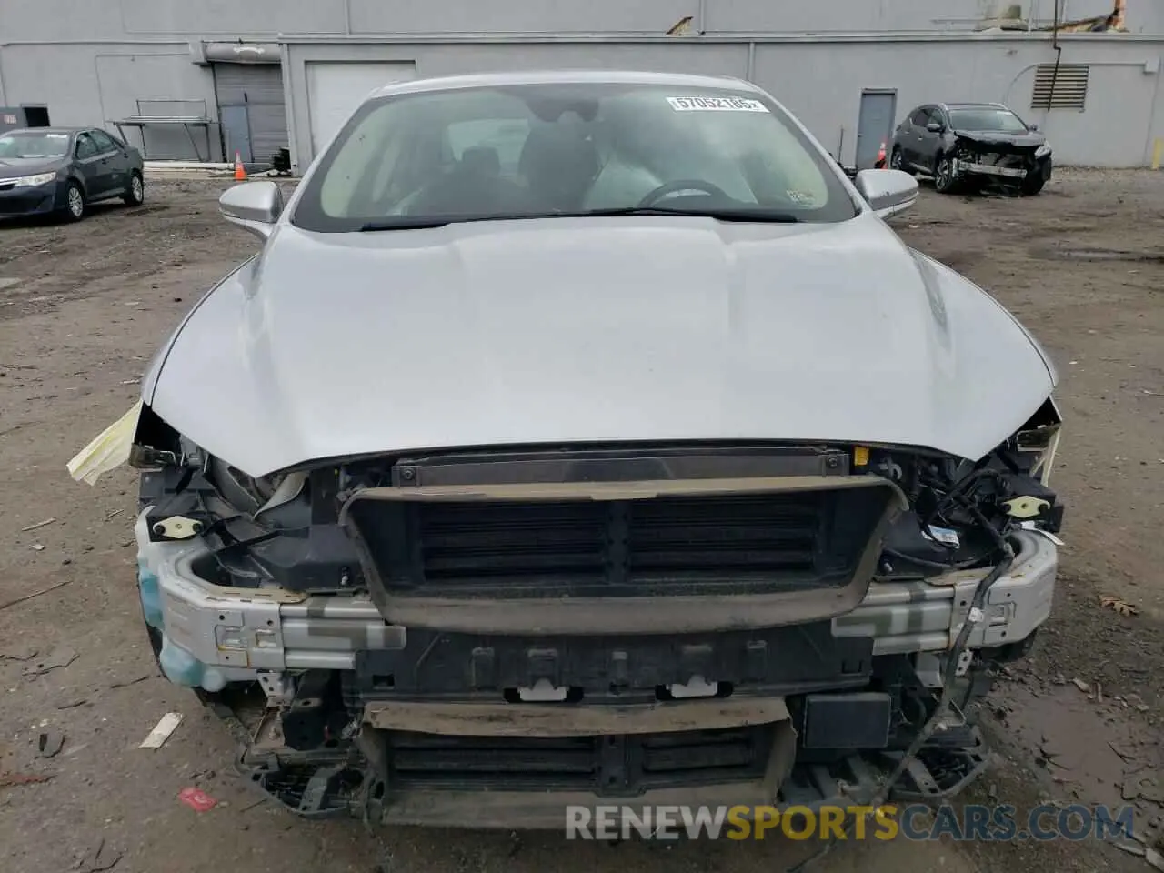 5 Photograph of a damaged car 3FA6P0CDXKR260208 FORD FUSION 2019