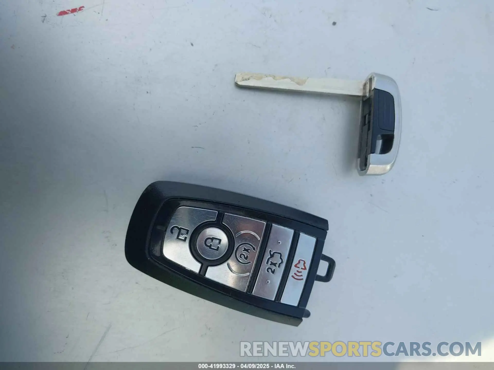 11 Photograph of a damaged car 3FA6P0D90KR109985 FORD FUSION 2019