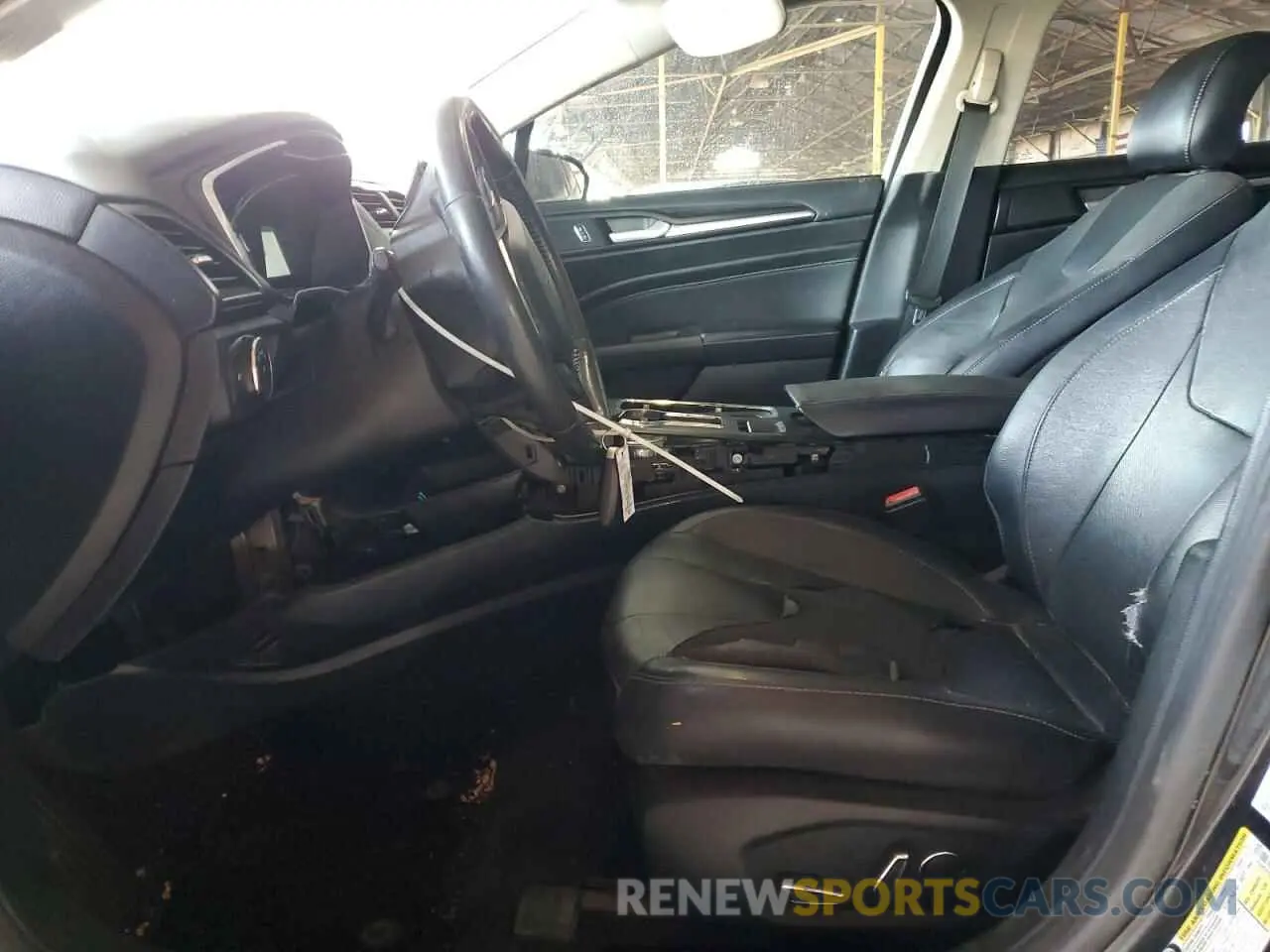 7 Photograph of a damaged car 3FA6P0D90KR116340 FORD FUSION 2019