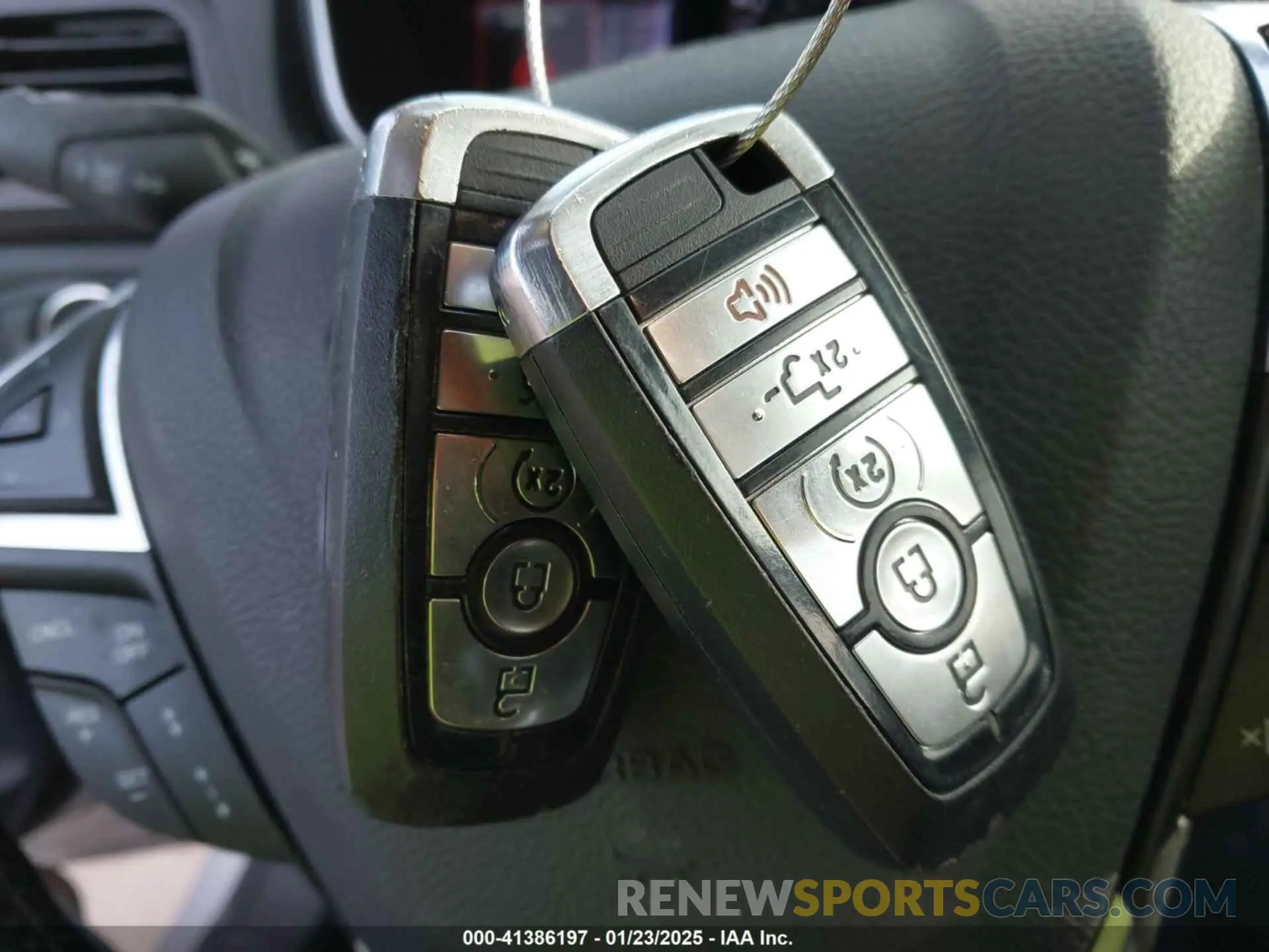 11 Photograph of a damaged car 3FA6P0D90KR225638 FORD FUSION 2019