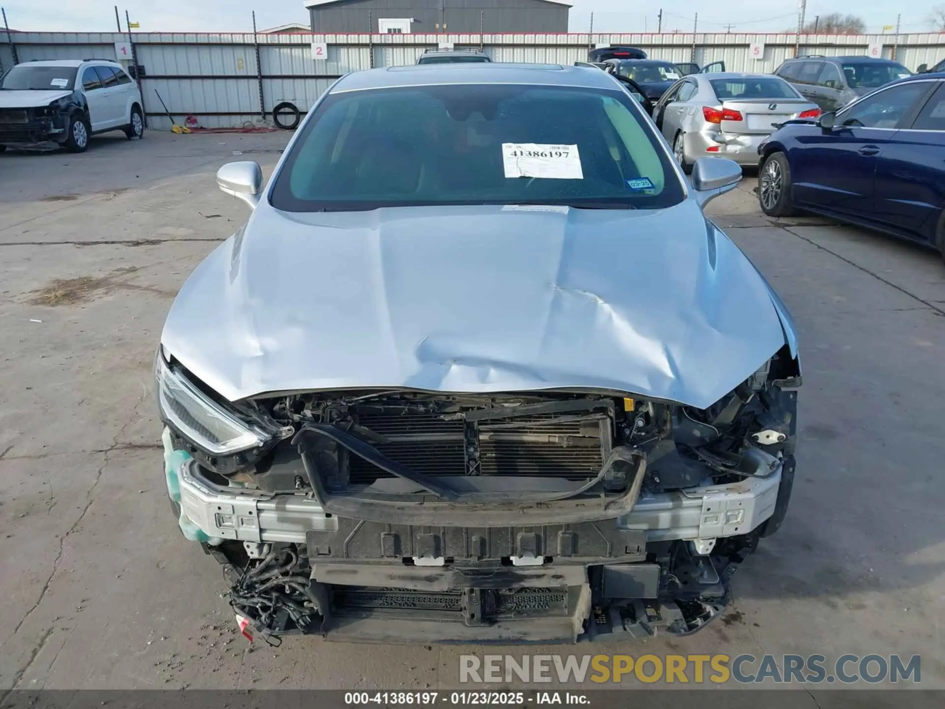 13 Photograph of a damaged car 3FA6P0D90KR225638 FORD FUSION 2019