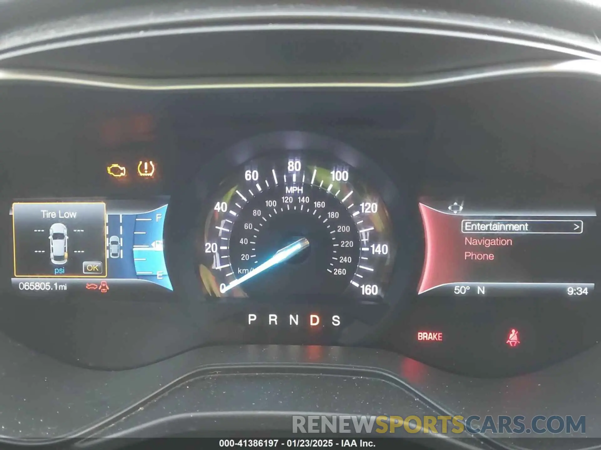 16 Photograph of a damaged car 3FA6P0D90KR225638 FORD FUSION 2019