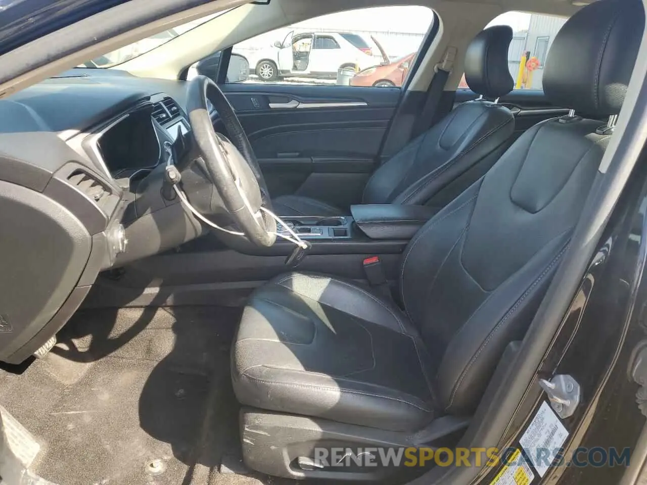 7 Photograph of a damaged car 3FA6P0D91KR124124 FORD FUSION 2019