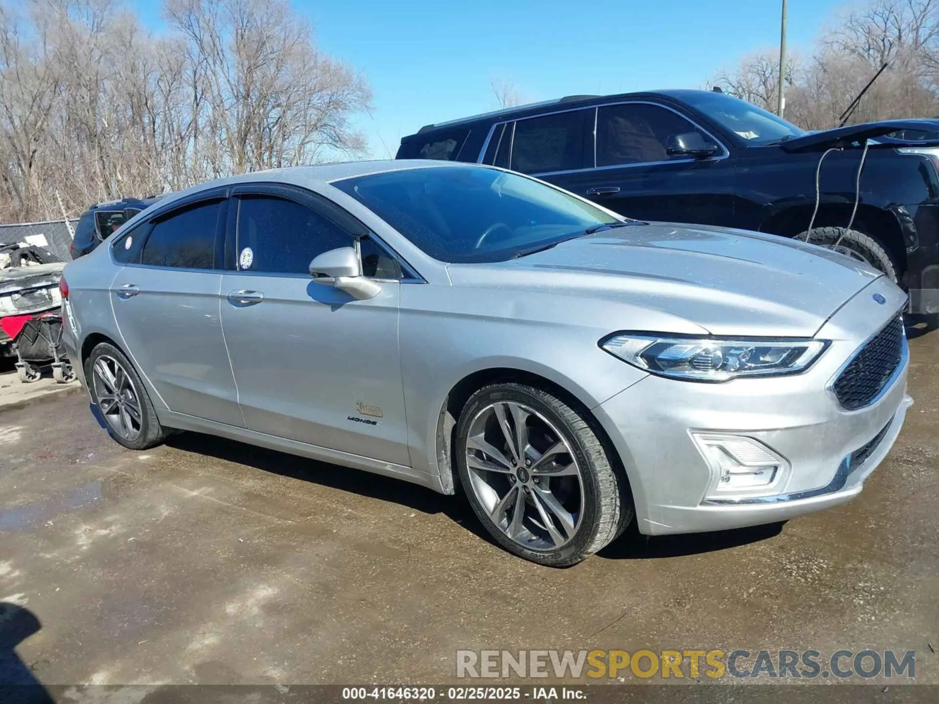 13 Photograph of a damaged car 3FA6P0D91KR187109 FORD FUSION 2019
