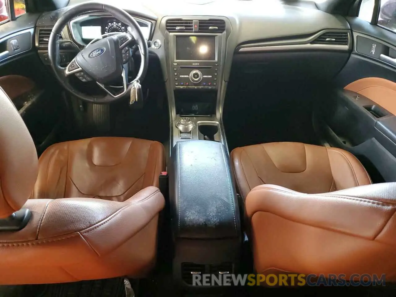 8 Photograph of a damaged car 3FA6P0D91KR206872 FORD FUSION 2019