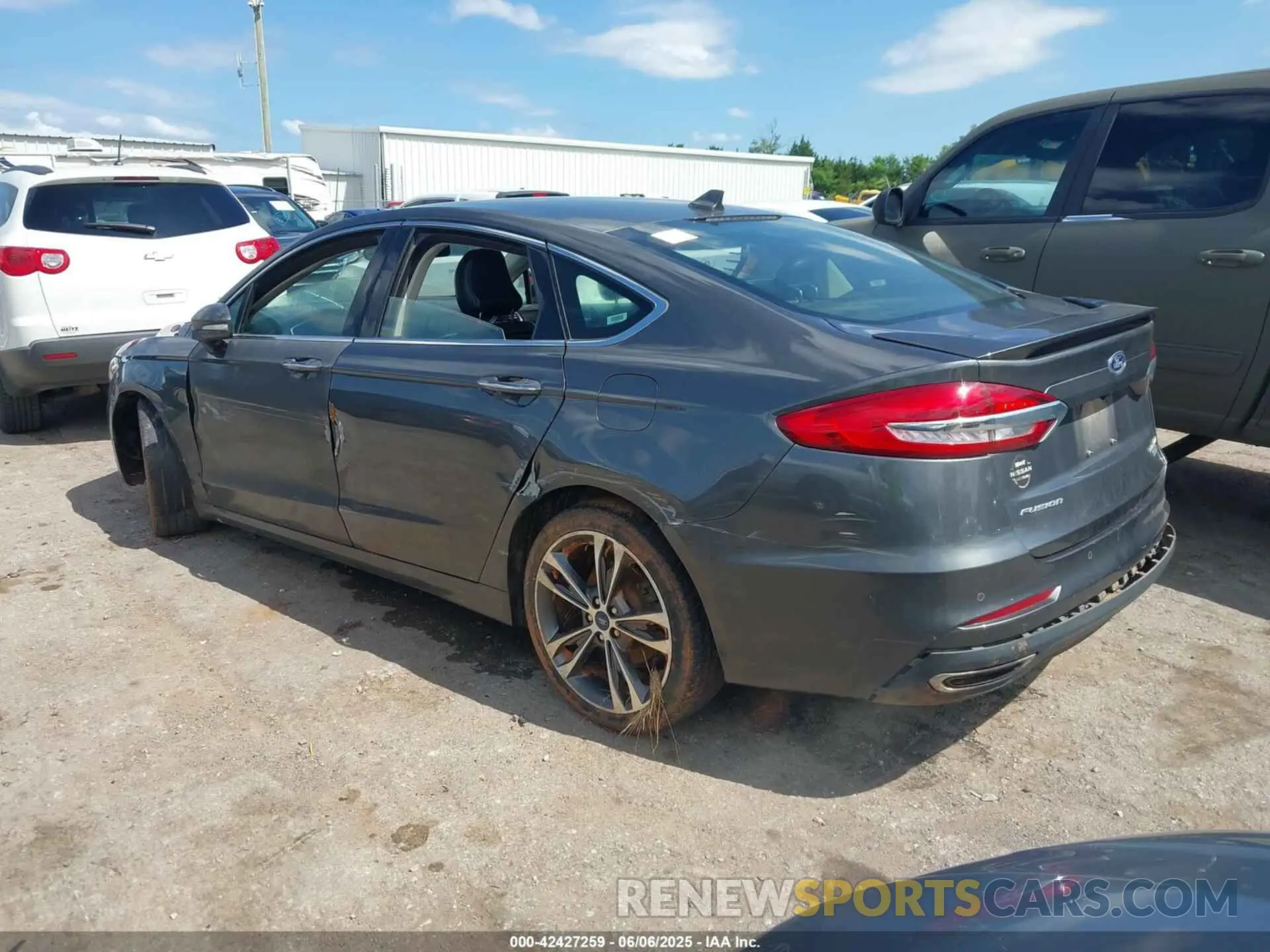 3 Photograph of a damaged car 3FA6P0D91KR256445 FORD FUSION 2019