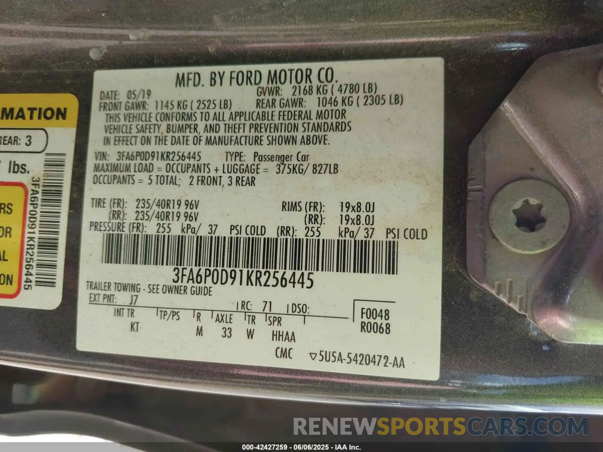 9 Photograph of a damaged car 3FA6P0D91KR256445 FORD FUSION 2019