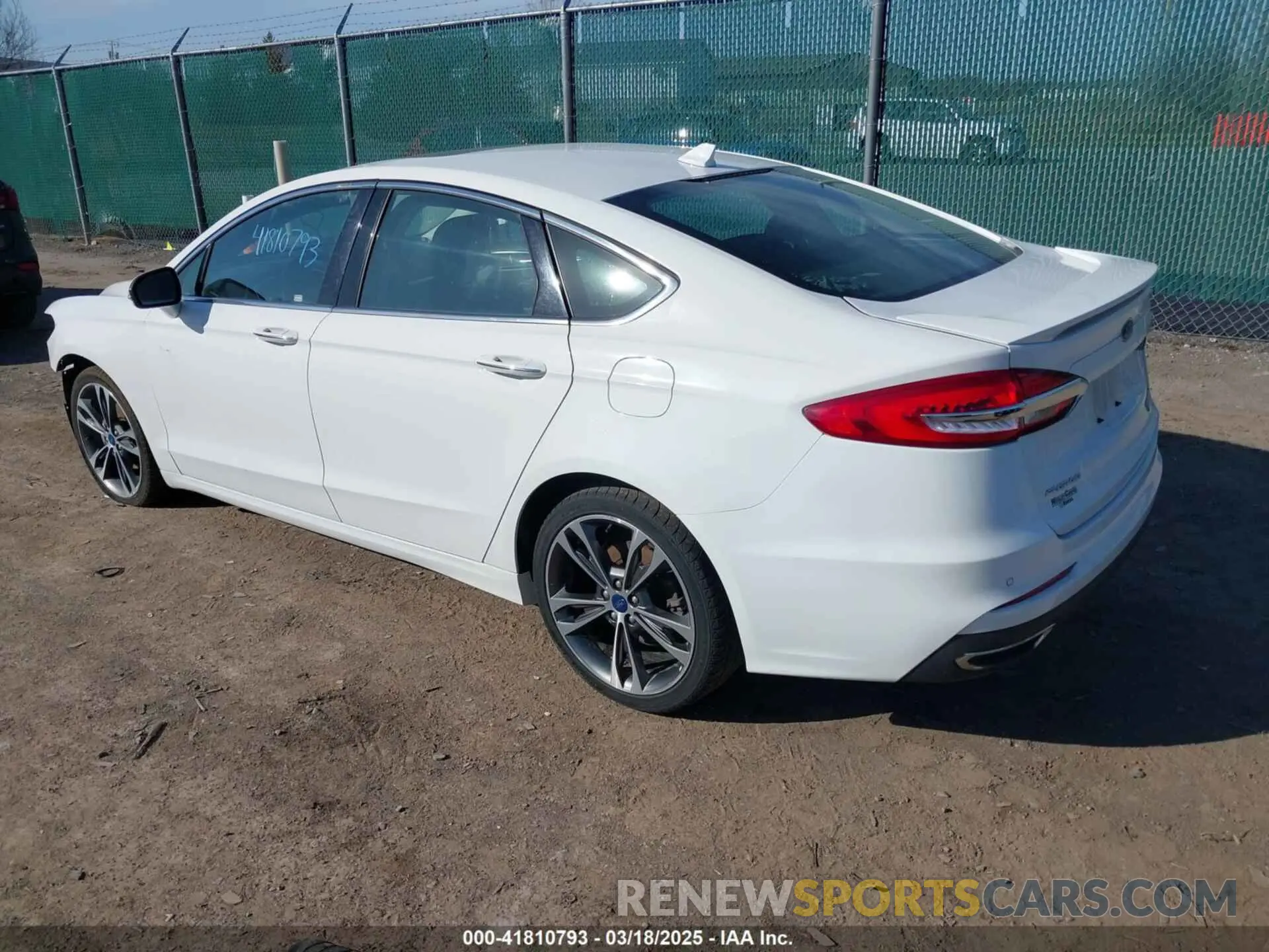 3 Photograph of a damaged car 3FA6P0D92KR106134 FORD FUSION 2019