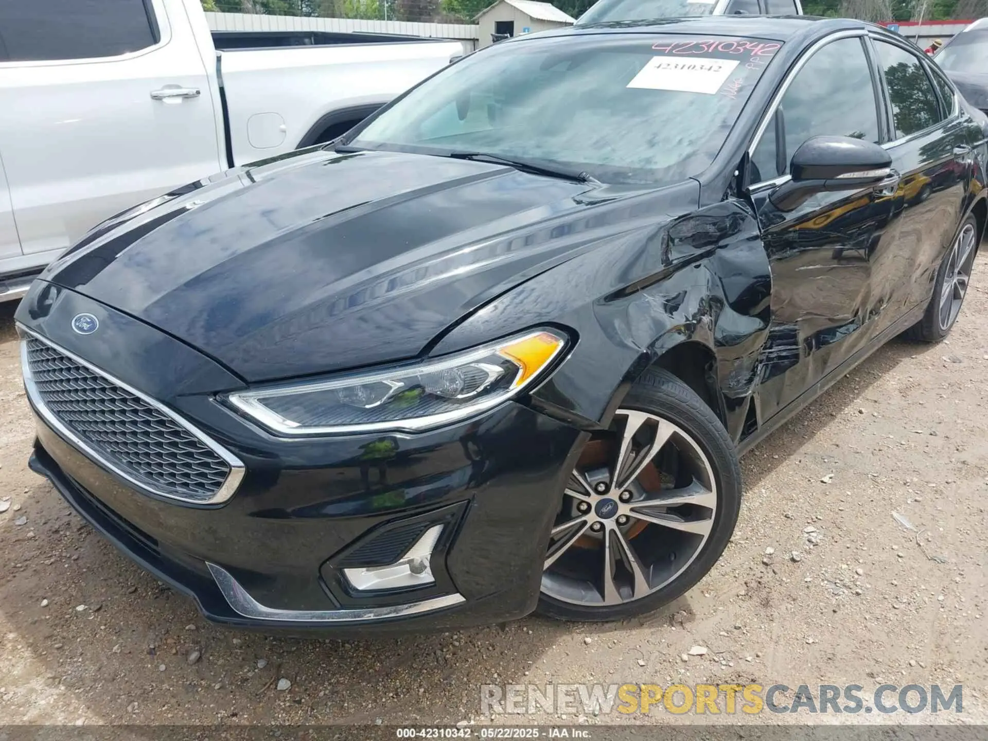 6 Photograph of a damaged car 3FA6P0D93KR184342 FORD FUSION 2019