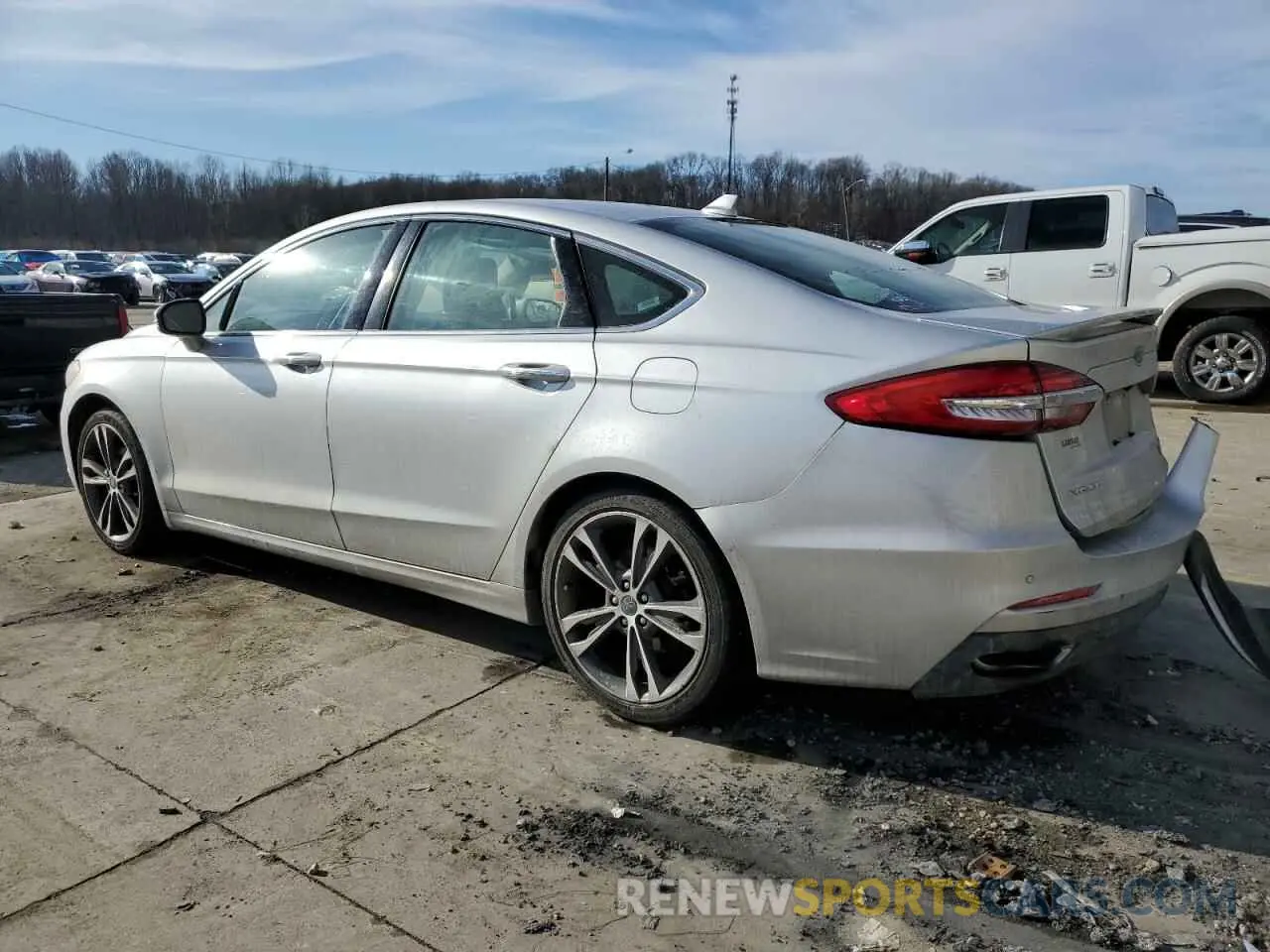2 Photograph of a damaged car 3FA6P0D93KR186530 FORD FUSION 2019
