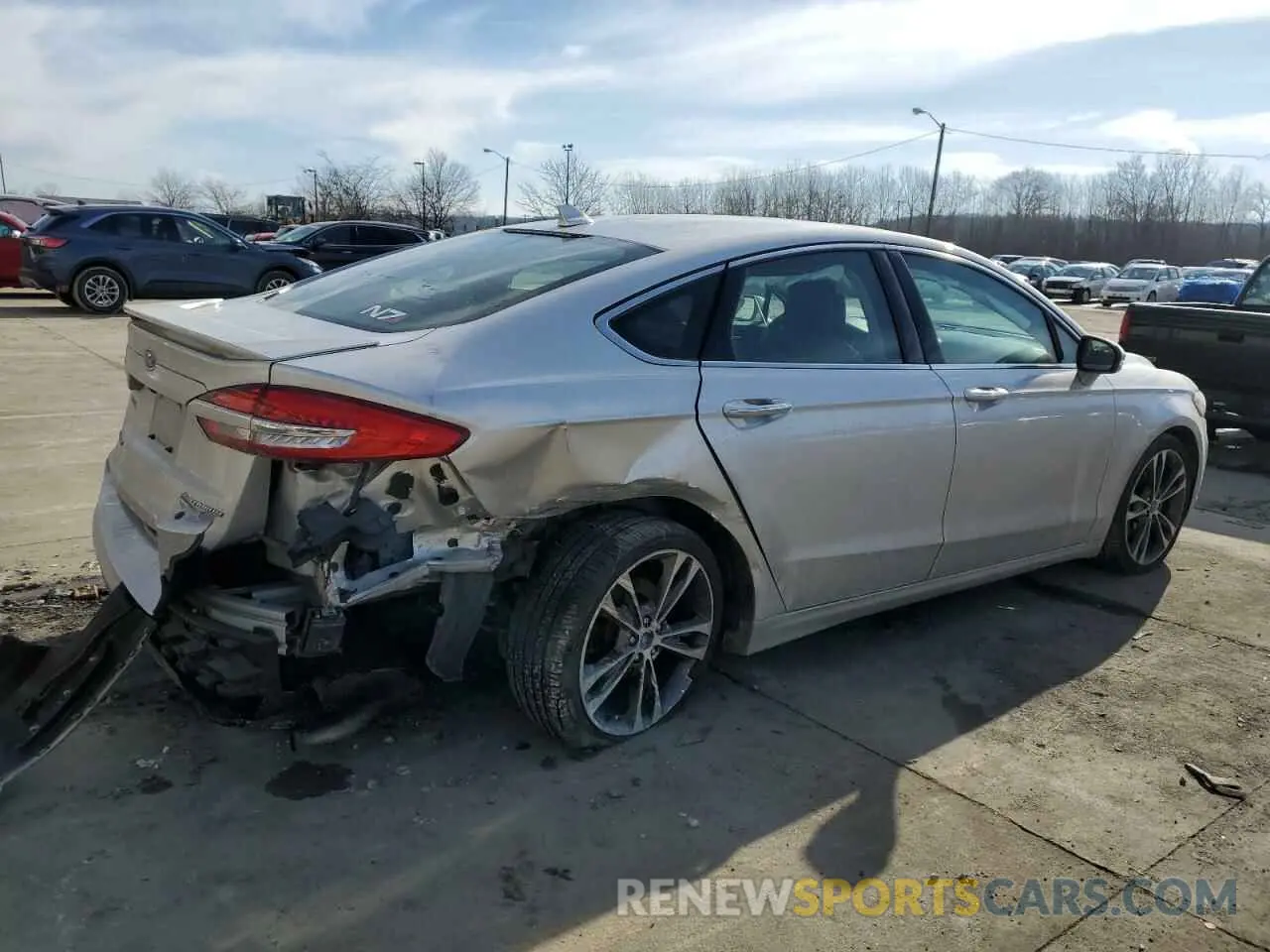 3 Photograph of a damaged car 3FA6P0D93KR186530 FORD FUSION 2019