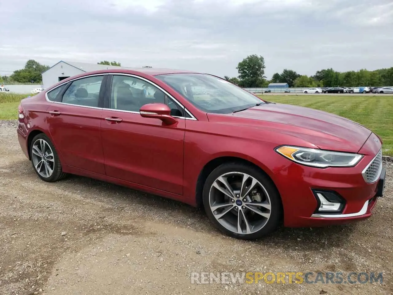 4 Photograph of a damaged car 3FA6P0D93KR206131 FORD FUSION 2019