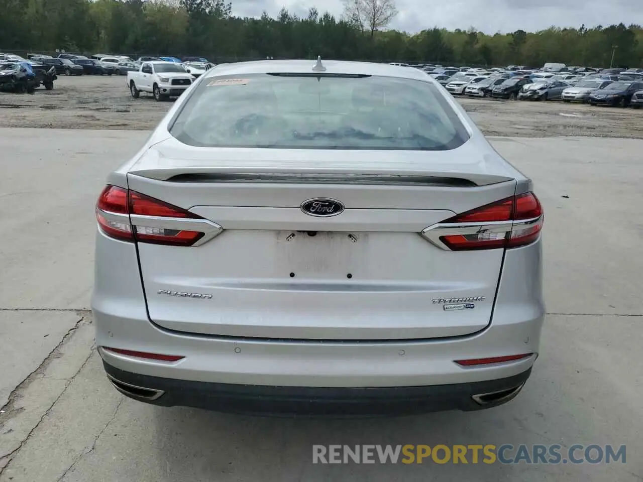 6 Photograph of a damaged car 3FA6P0D93KR222233 FORD FUSION 2019