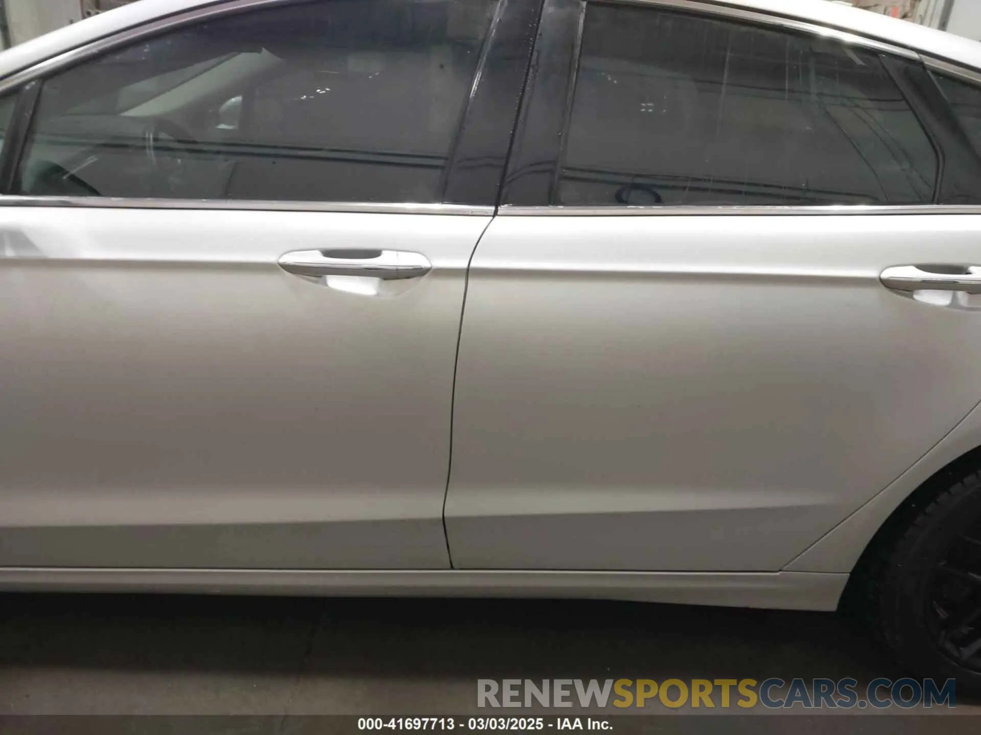 14 Photograph of a damaged car 3FA6P0D94KR154606 FORD FUSION 2019