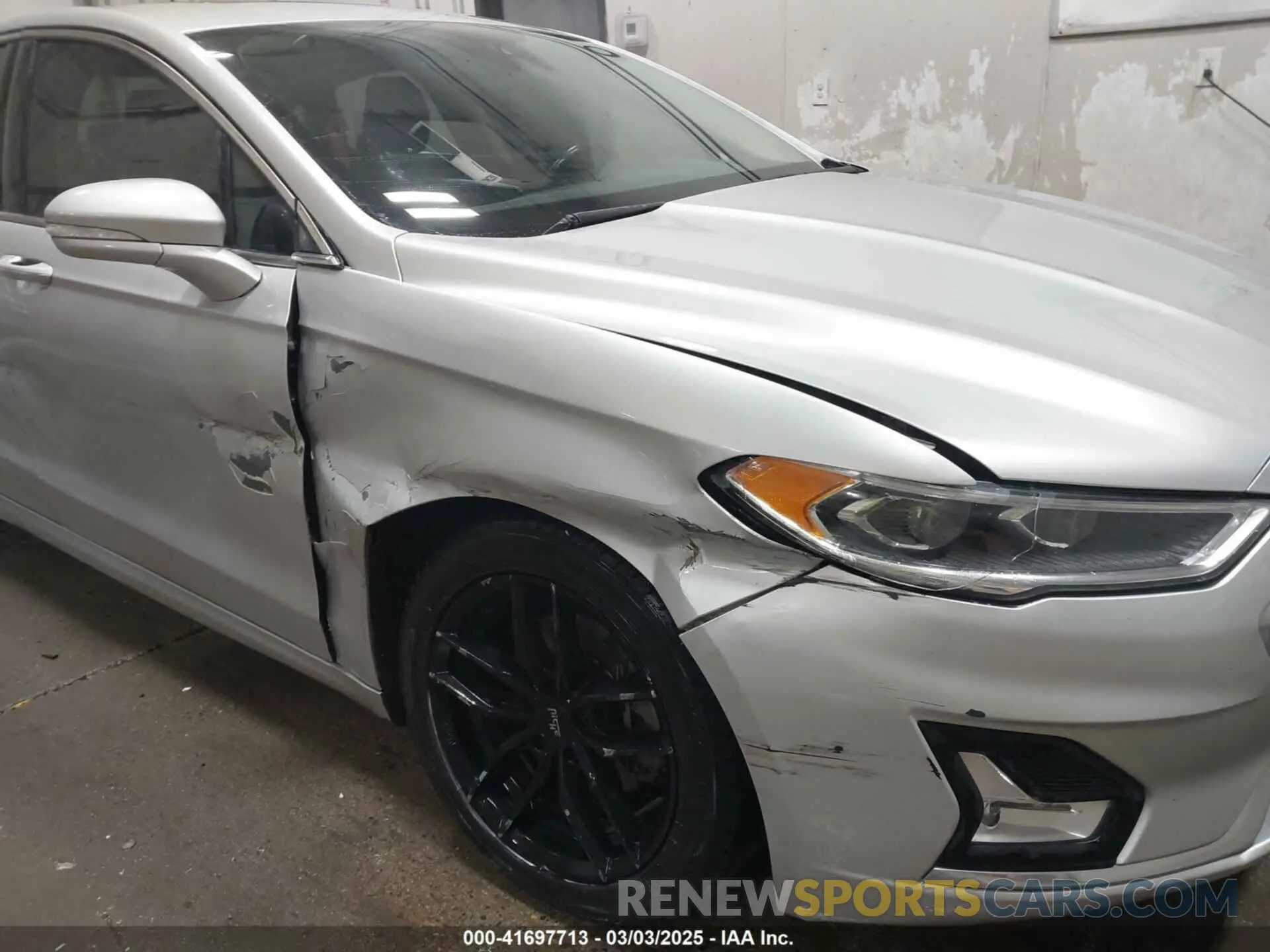 6 Photograph of a damaged car 3FA6P0D94KR154606 FORD FUSION 2019