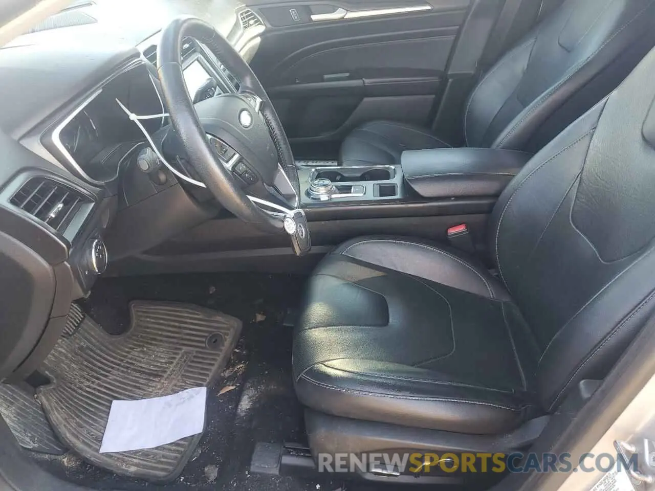 7 Photograph of a damaged car 3FA6P0D95KR105639 FORD FUSION 2019