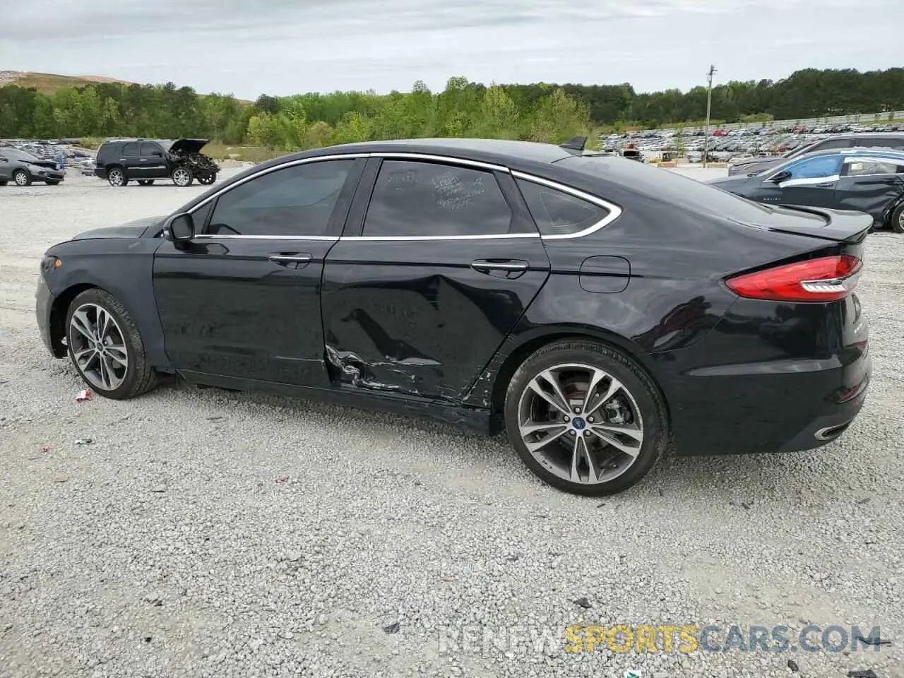2 Photograph of a damaged car 3FA6P0D95KR184147 FORD FUSION 2019