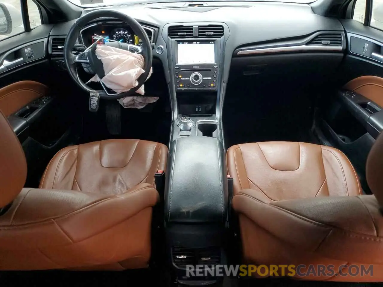 8 Photograph of a damaged car 3FA6P0D95KR187291 FORD FUSION 2019