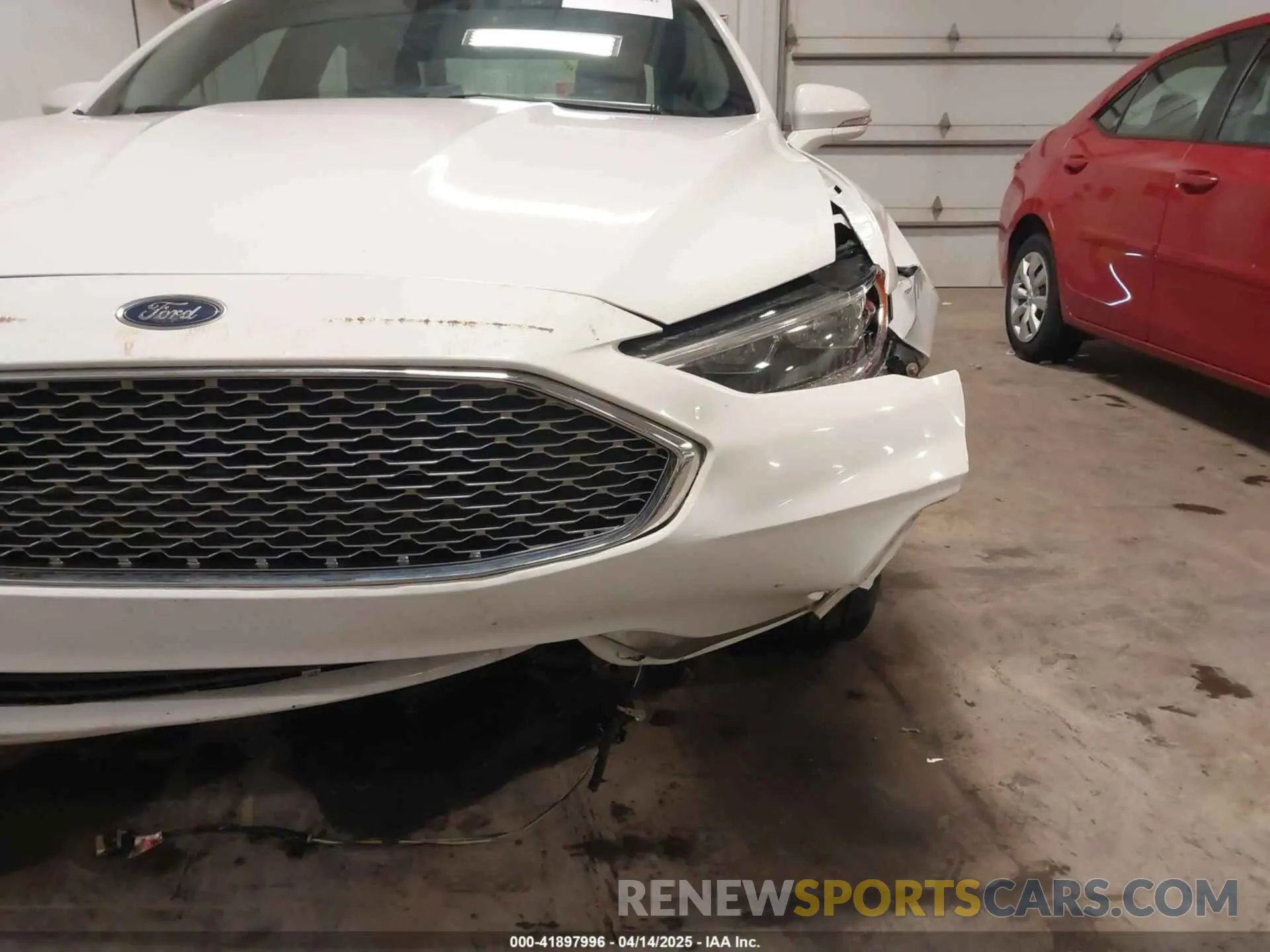 6 Photograph of a damaged car 3FA6P0D96KR184495 FORD FUSION 2019