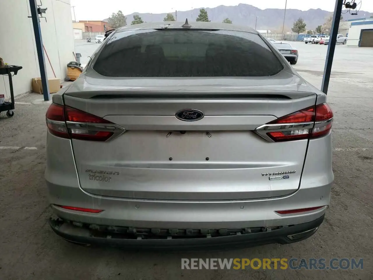 6 Photograph of a damaged car 3FA6P0D96KR187011 FORD FUSION 2019