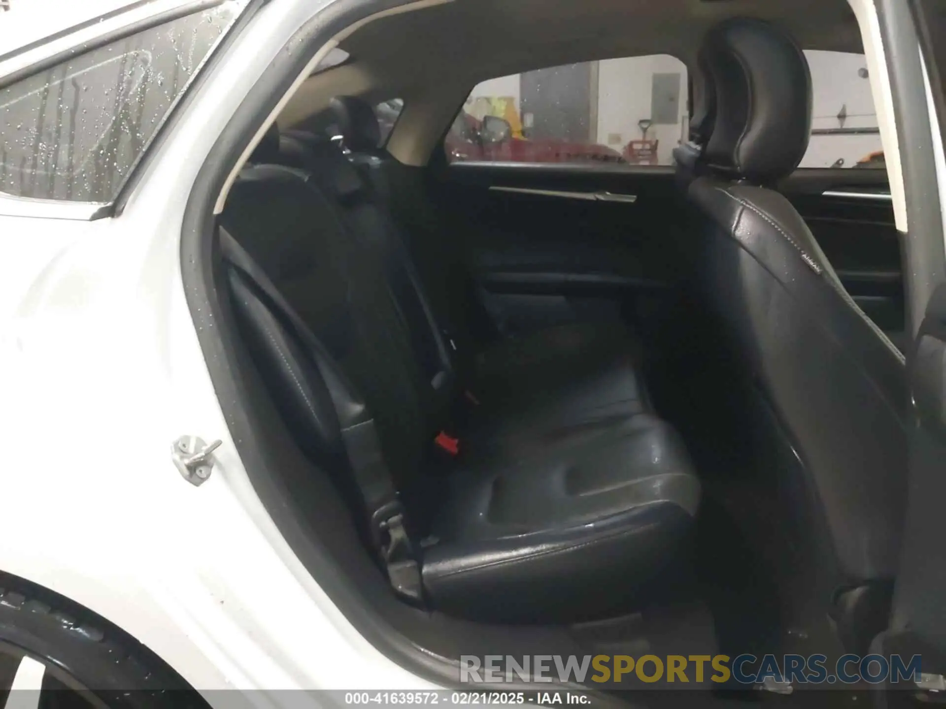 8 Photograph of a damaged car 3FA6P0D98KR124007 FORD FUSION 2019