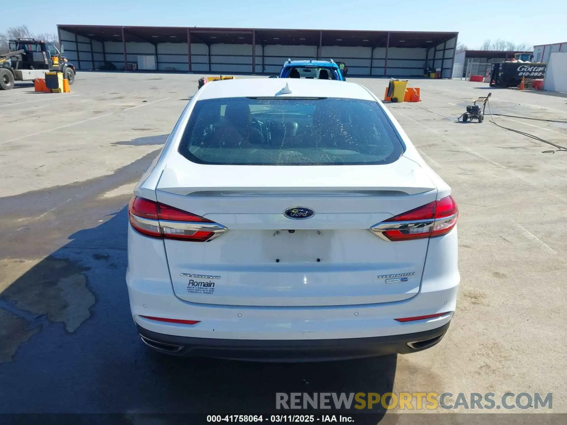 17 Photograph of a damaged car 3FA6P0D98KR241506 FORD FUSION 2019