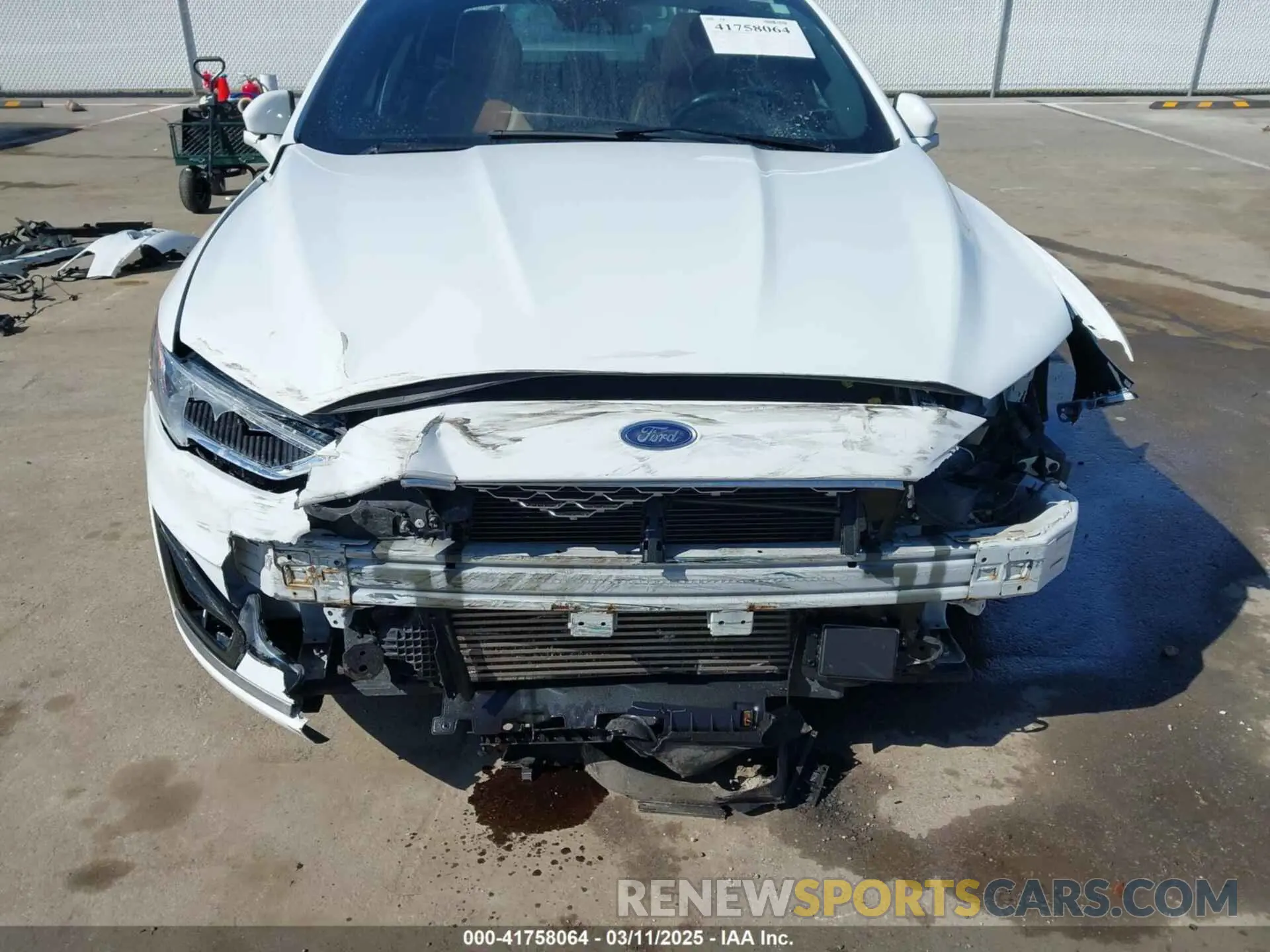 6 Photograph of a damaged car 3FA6P0D98KR241506 FORD FUSION 2019