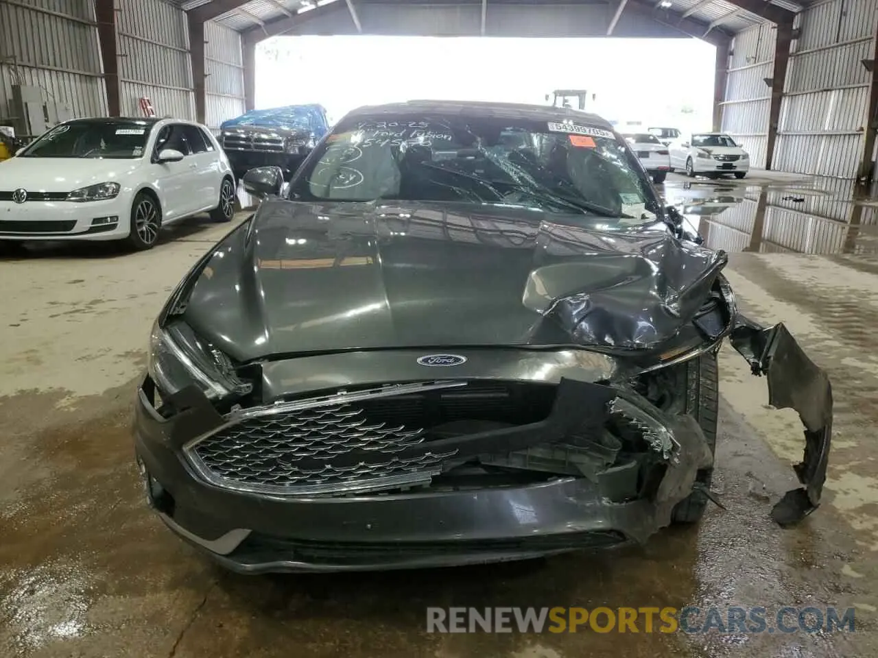 5 Photograph of a damaged car 3FA6P0D99KR154570 FORD FUSION 2019