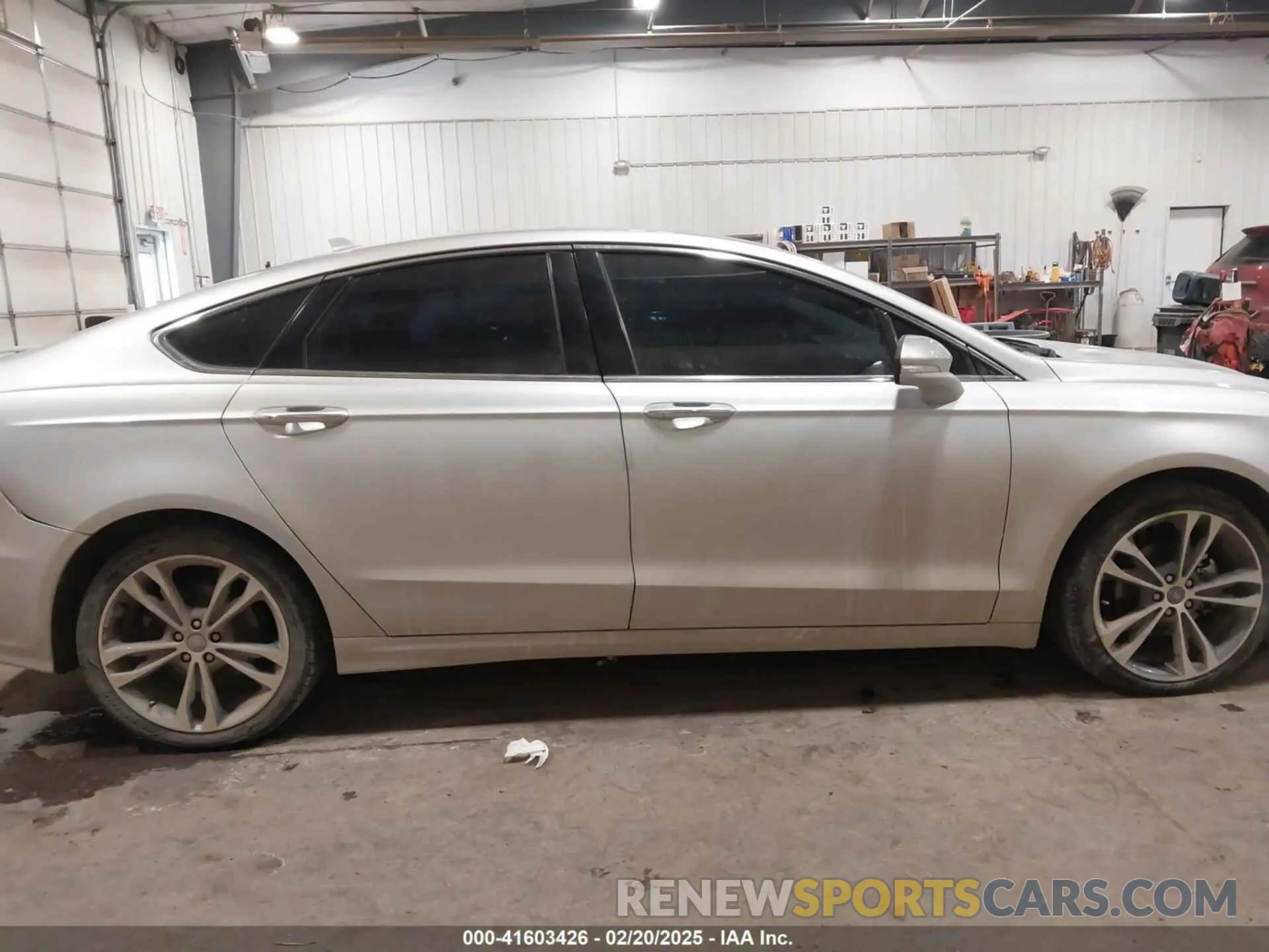 13 Photograph of a damaged car 3FA6P0D9XKR152553 FORD FUSION 2019