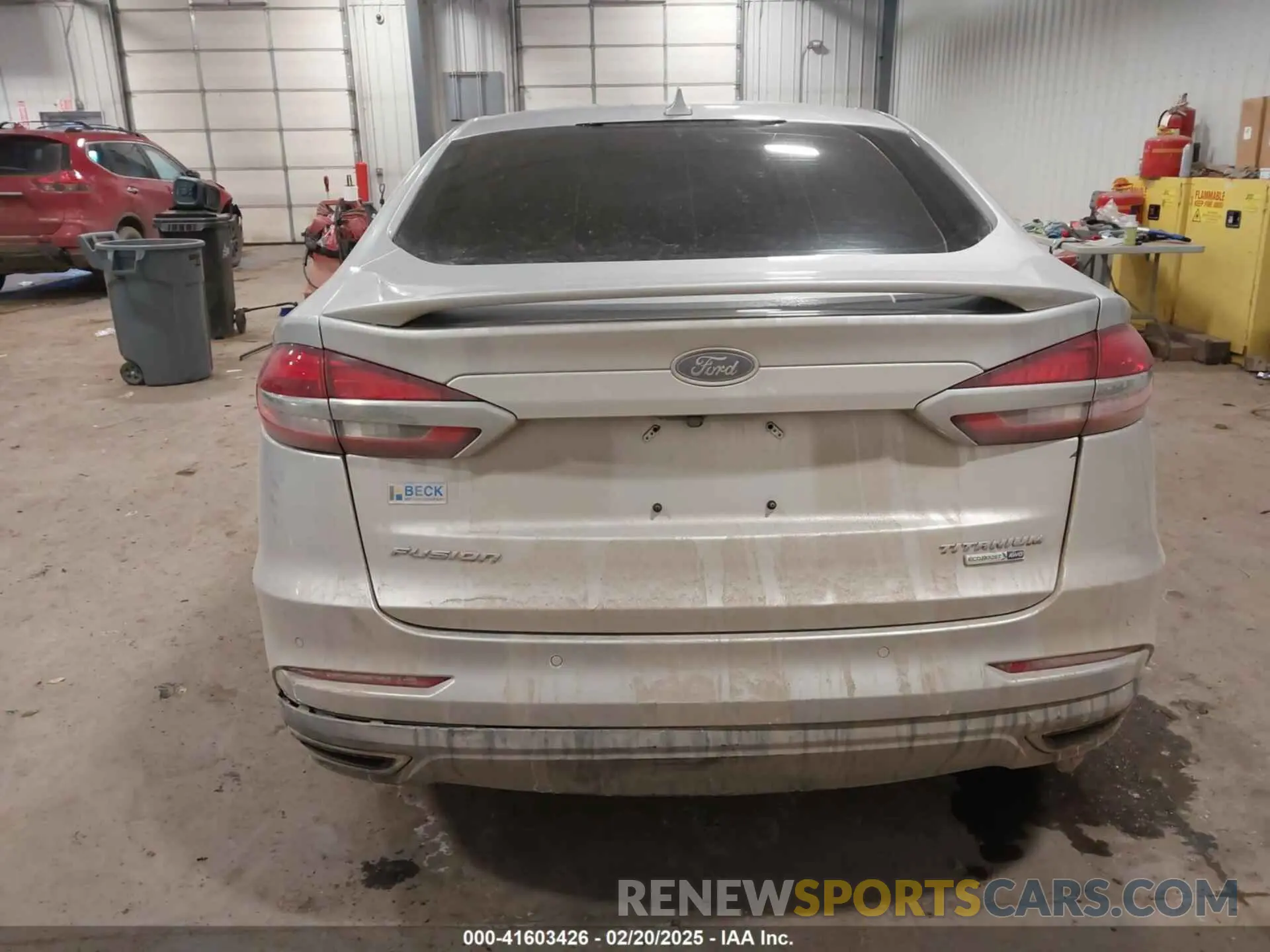 16 Photograph of a damaged car 3FA6P0D9XKR152553 FORD FUSION 2019