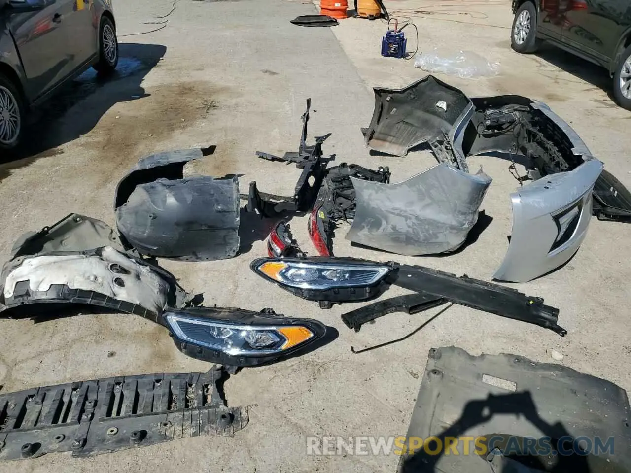 12 Photograph of a damaged car 3FA6P0D9XKR186914 FORD FUSION 2019