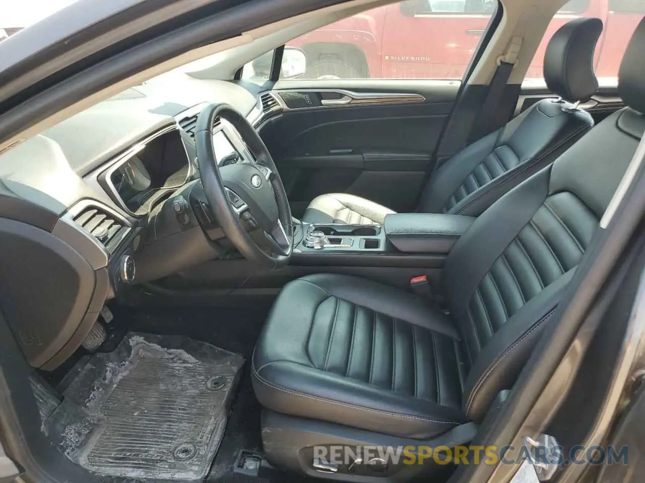 7 Photograph of a damaged car 3FA6P0E90KR131483 FORD FUSION 2019
