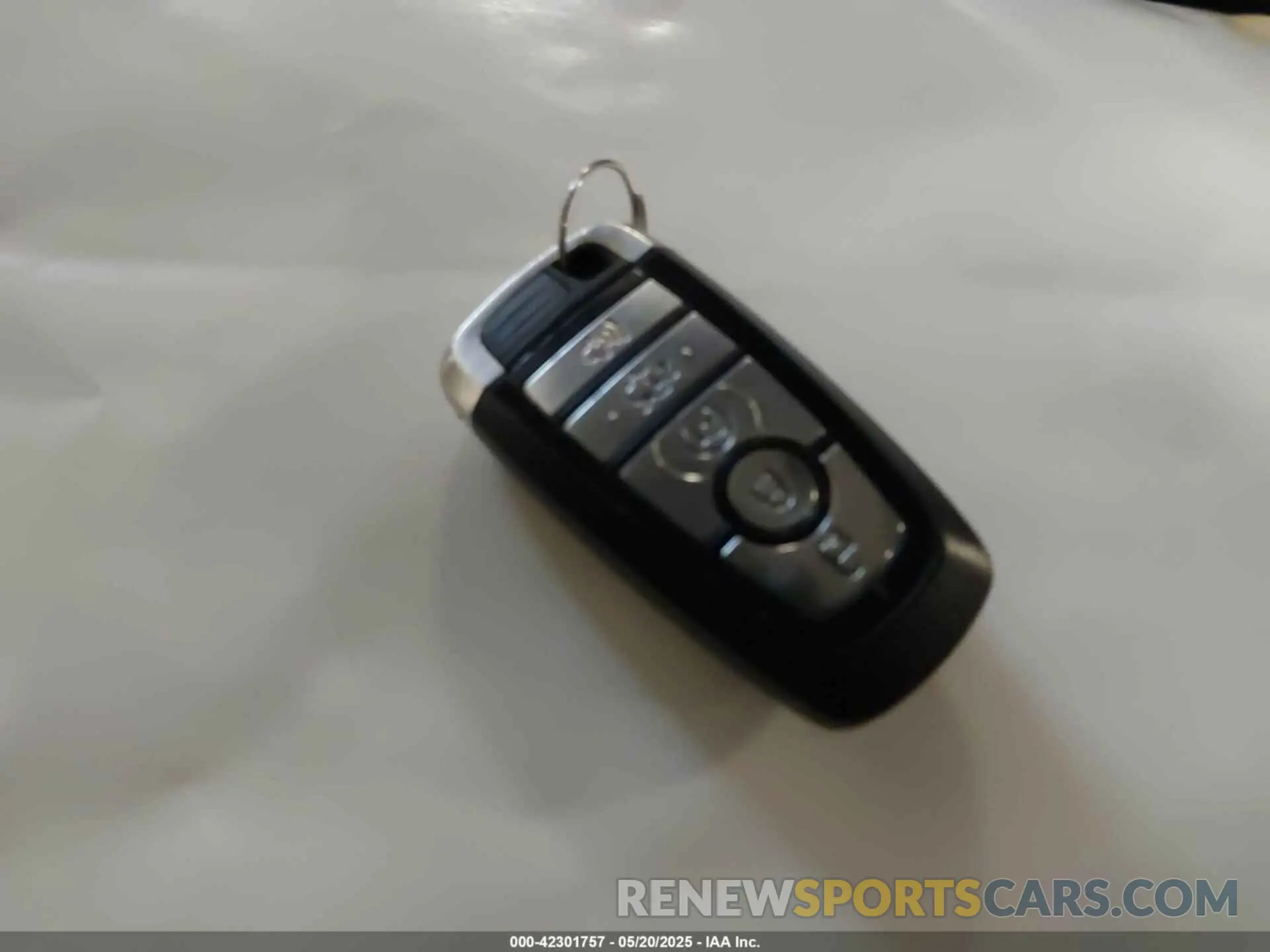 11 Photograph of a damaged car 3FA6P0E9XKR103075 FORD FUSION 2019