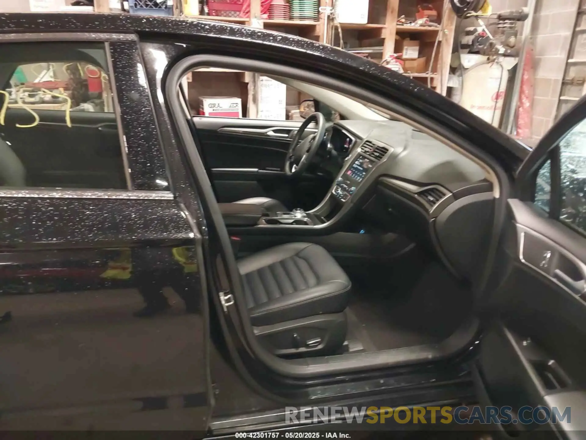 5 Photograph of a damaged car 3FA6P0E9XKR103075 FORD FUSION 2019