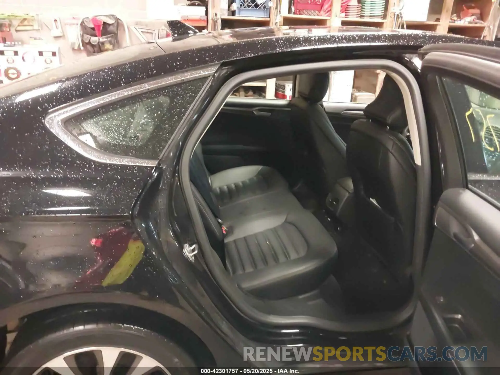 8 Photograph of a damaged car 3FA6P0E9XKR103075 FORD FUSION 2019