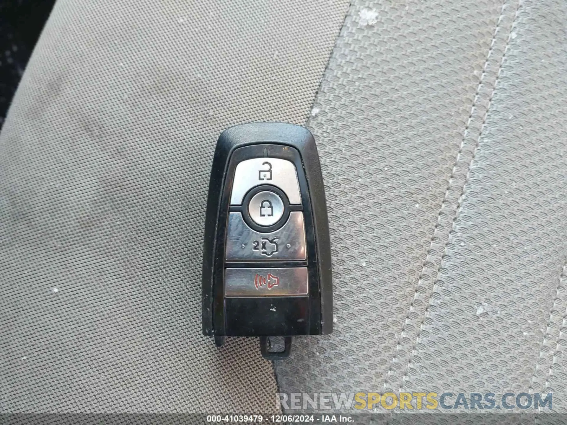 11 Photograph of a damaged car 3FA6P0G70KR209594 FORD FUSION 2019
