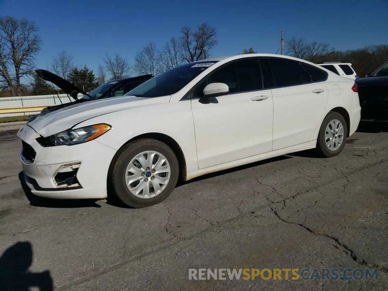 1 Photograph of a damaged car 3FA6P0G71KR102229 FORD FUSION 2019