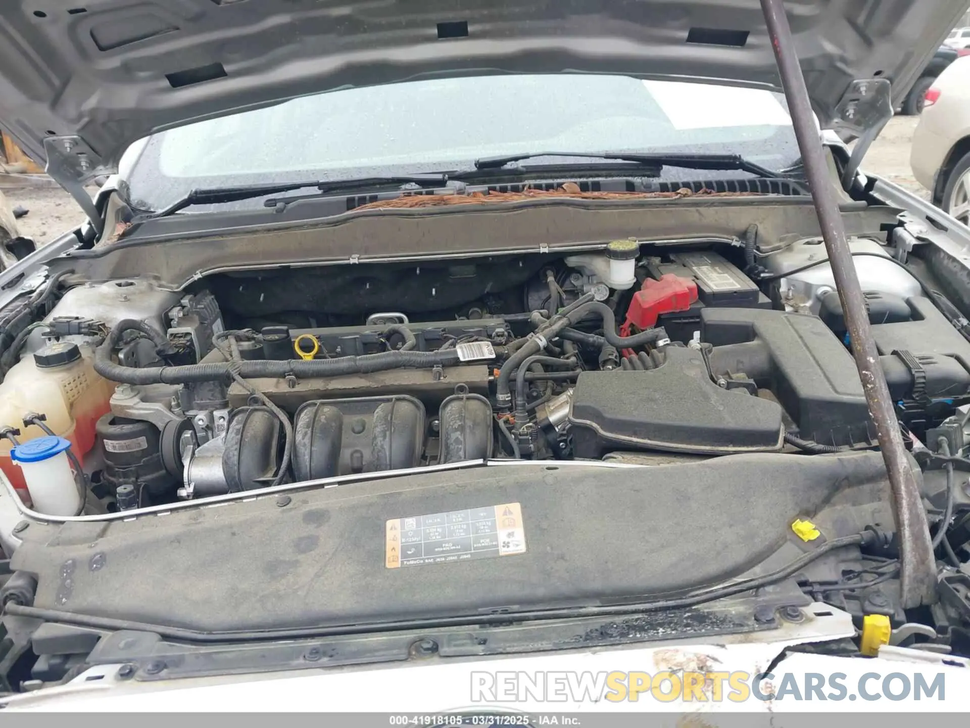 10 Photograph of a damaged car 3FA6P0G71KR126921 FORD FUSION 2019