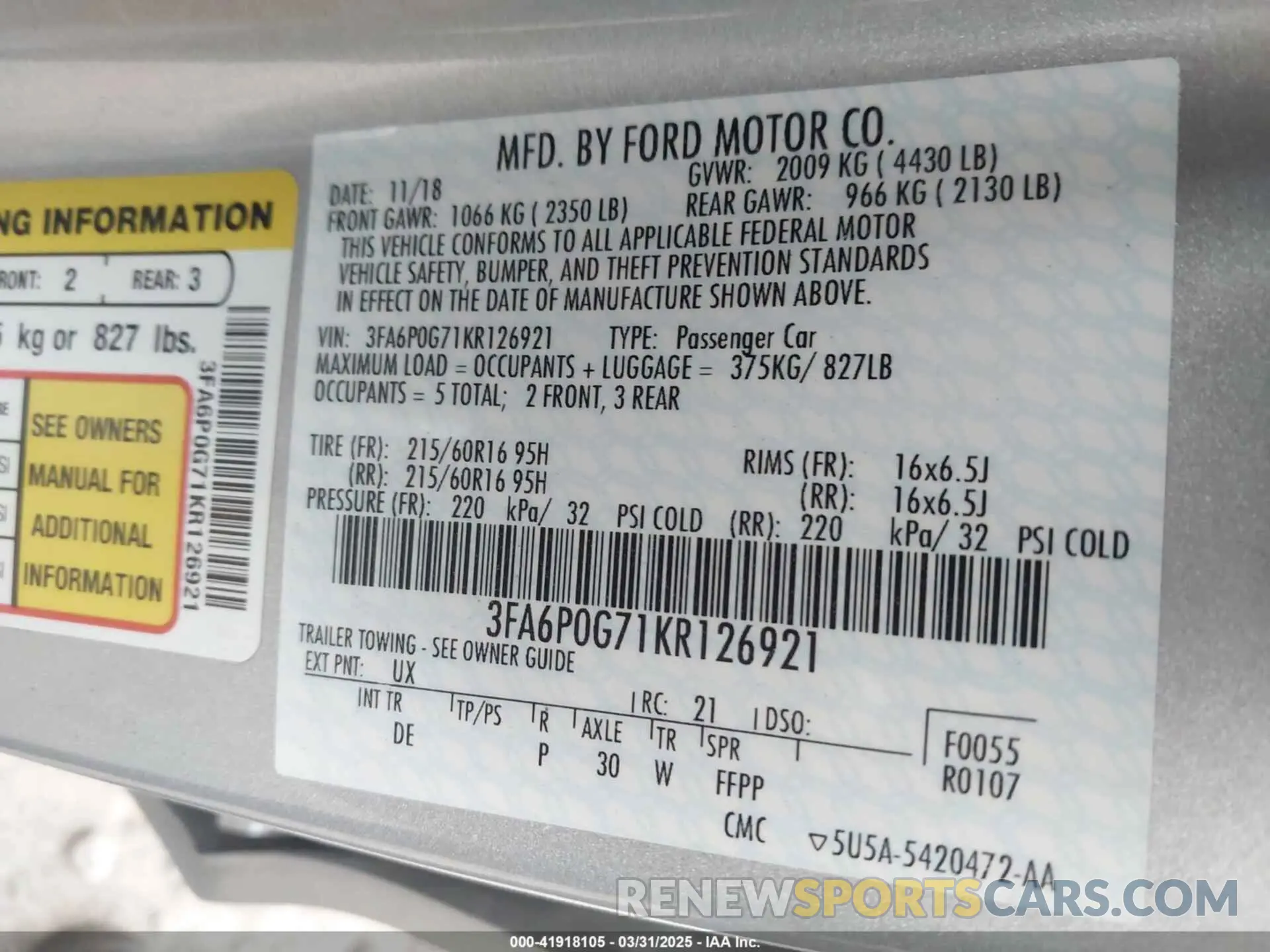 9 Photograph of a damaged car 3FA6P0G71KR126921 FORD FUSION 2019