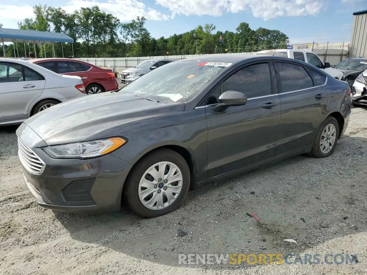 1 Photograph of a damaged car 3FA6P0G71KR280352 FORD FUSION 2019