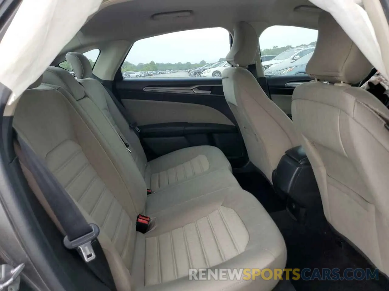 10 Photograph of a damaged car 3FA6P0G71KR283090 FORD FUSION 2019