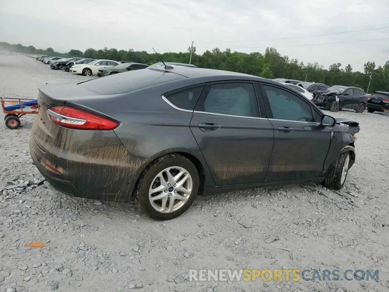 3 Photograph of a damaged car 3FA6P0G71KR283090 FORD FUSION 2019