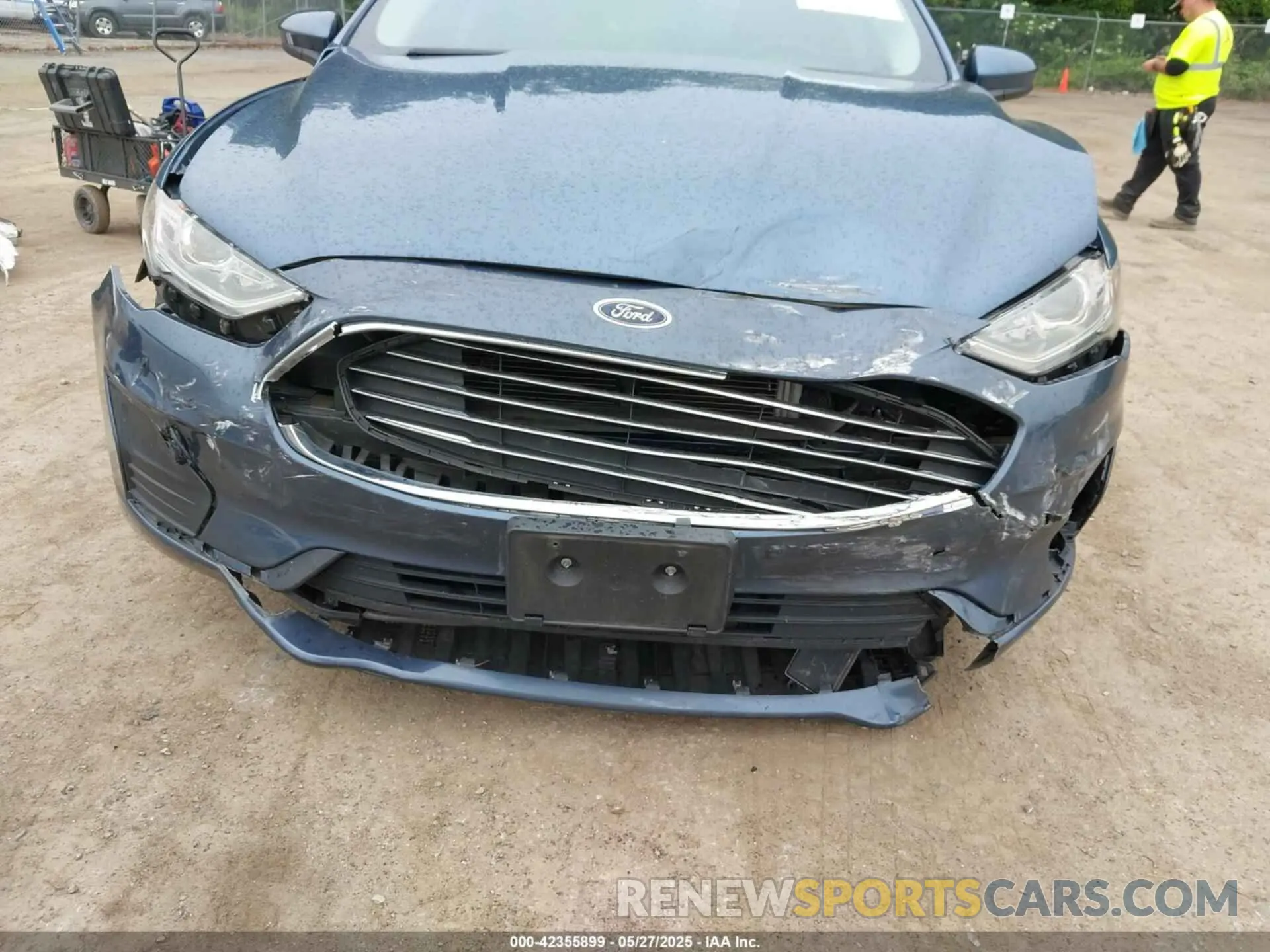 6 Photograph of a damaged car 3FA6P0G72KR112266 FORD FUSION 2019