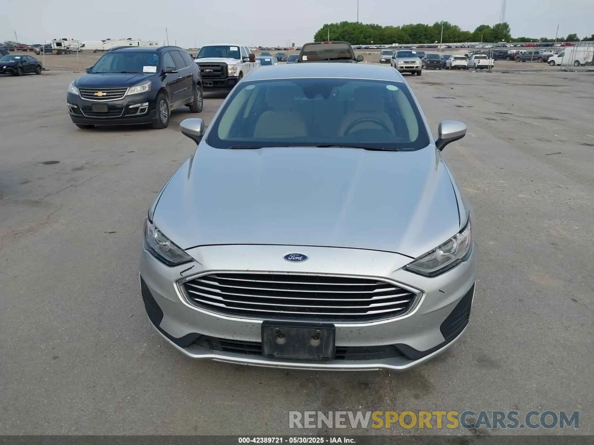 12 Photograph of a damaged car 3FA6P0G72KR151715 FORD FUSION 2019